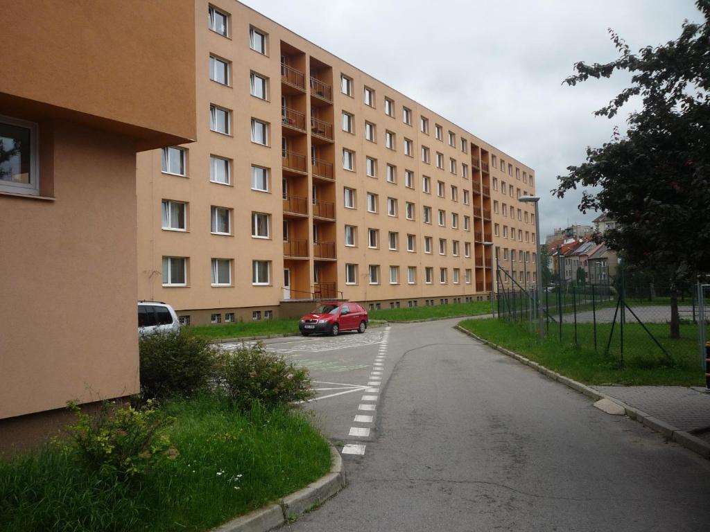 Koleje J.A.Komenskeho Брно Экстерьер фото